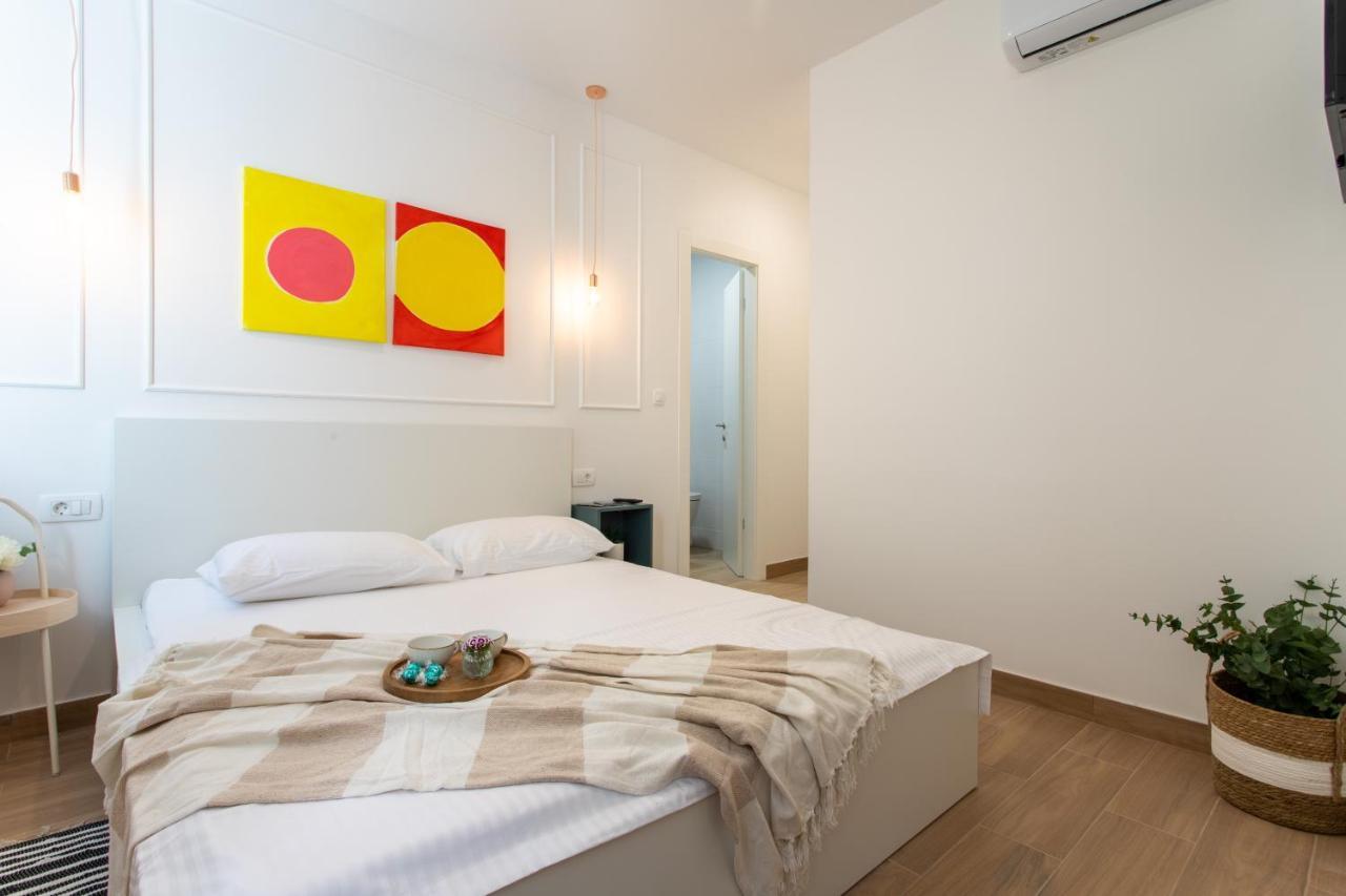 Sweet Rooms Split Exterior photo
